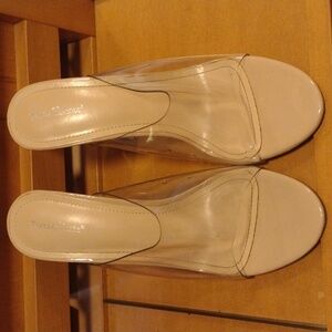 Torta Caliente Heels